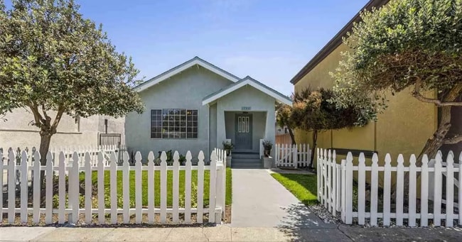 property at 1792 Washington Ave