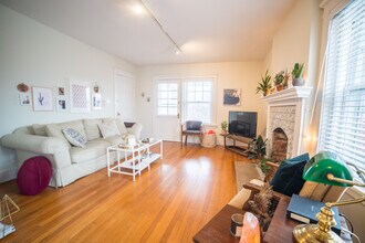 4154 McGee St, Unit 3S in Kansas City, MO - Foto de edificio - Building Photo