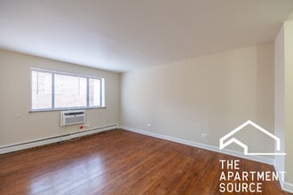 6011 N Winthrop Ave in Chicago, IL - Foto de edificio - Building Photo