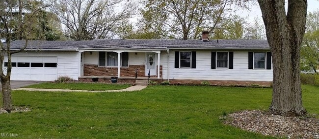property at 206 Stuart Dr