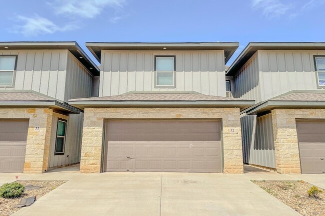 6040 24th St in Lubbock, TX - Building Photo - Building Photo