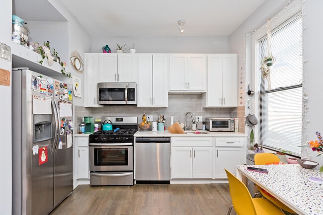 1715 S Carpenter St in Chicago, IL - Building Photo - Building Photo