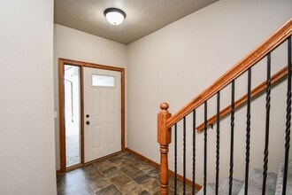 8413 W 53rd St in Sioux Falls, SD - Building Photo - Building Photo