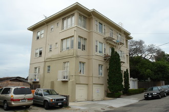 285 Van Buren Ave in Oakland, CA - Building Photo - Building Photo