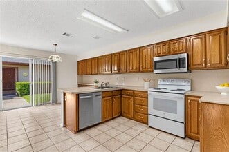 2126 Auburn Dr in Richardson, TX - Building Photo - Building Photo