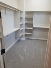 1352 1st St in Bullhead City, AZ - Building Photo - Building Photo