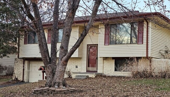 14028 Madison Cir in Omaha, NE - Building Photo - Building Photo