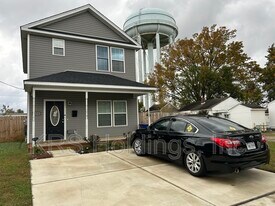 170 Tynes St in Suffolk, VA - Building Photo