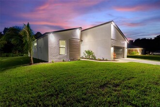 4961 S Cranberry Blvd in North Port, FL - Building Photo - Building Photo