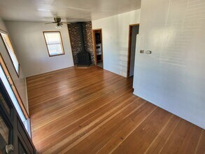 5016 137th St in Hawthorne, CA - Building Photo - Building Photo