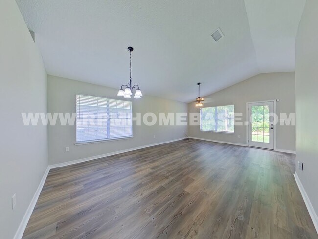 926 Lajolla Ln in Mary Esther, FL - Building Photo - Building Photo