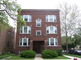 2050 W Byron St, Unit 2 in Chicago, IL - Building Photo