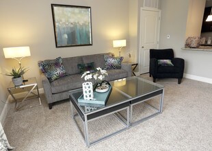 82 Flats At The Crossing in Indianapolis, IN - Building Photo - Interior Photo