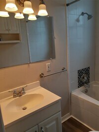 1020 Crocker St photo'