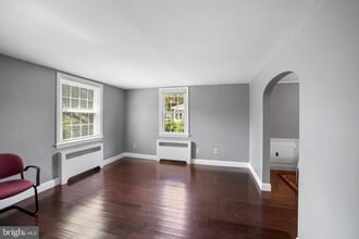 21 Pickwick Ln in Newtown Square, PA - Building Photo - Building Photo
