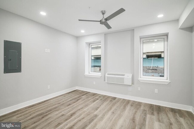 property at 2950 Kensington Ave