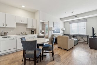 5423 N Loop 1604 W in San Antonio, TX - Building Photo - Building Photo