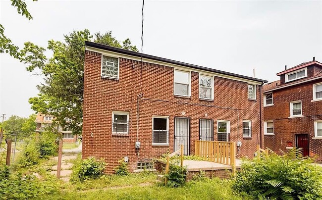 3299 Monterey St in Detroit, MI - Building Photo - Building Photo