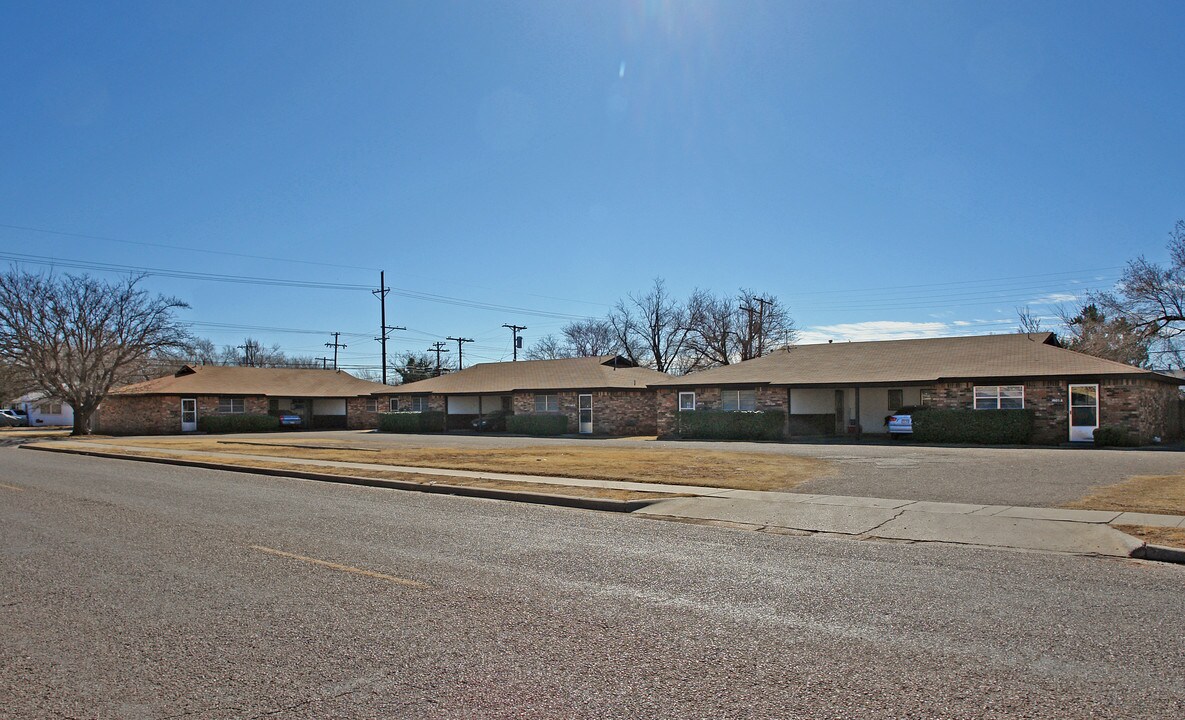 1601-1607 38th St in Lubbock, TX - Foto de edificio