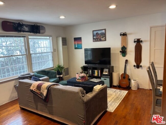 property at 3315 Caroline Ave