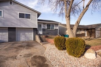 3208 Spruce Dr in Fort Collins, CO - Building Photo - Building Photo