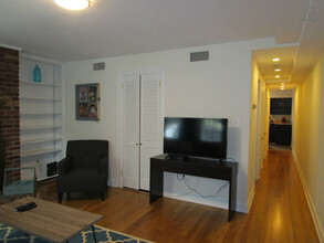 114 4th Street Southeast, Unit #-1 in Washington, DC - Building Photo - Building Photo