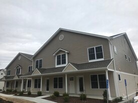 283 Boston Post Rd, Unit 5 in East Lyme, CT - Building Photo