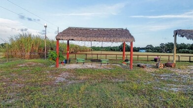 3640 SW 22nd St in Miami, FL - Building Photo - Building Photo