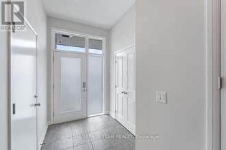 70 Michael Stoqua St in Ottawa, ON - Building Photo - Building Photo
