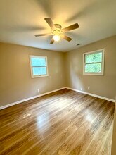 916 E Fairlawn Dr in Urbana, IL - Building Photo - Building Photo