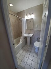 11 Camelot Ct in Boston, MA - Building Photo - Building Photo