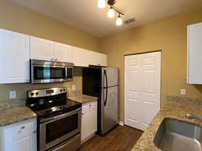 842 Grand Regency Pointe in Altamonte Springs, FL - Building Photo - Building Photo