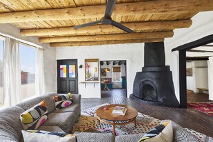 2845 Agua Fria St in Santa Fe, NM - Building Photo
