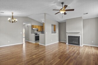 889 Revere Run Dr in Lexington, KY - Building Photo - Building Photo