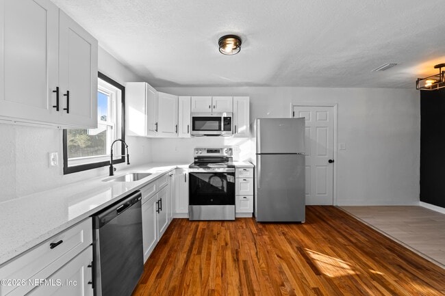 2389 Hilly Rd in Jacksonville, FL - Building Photo - Building Photo