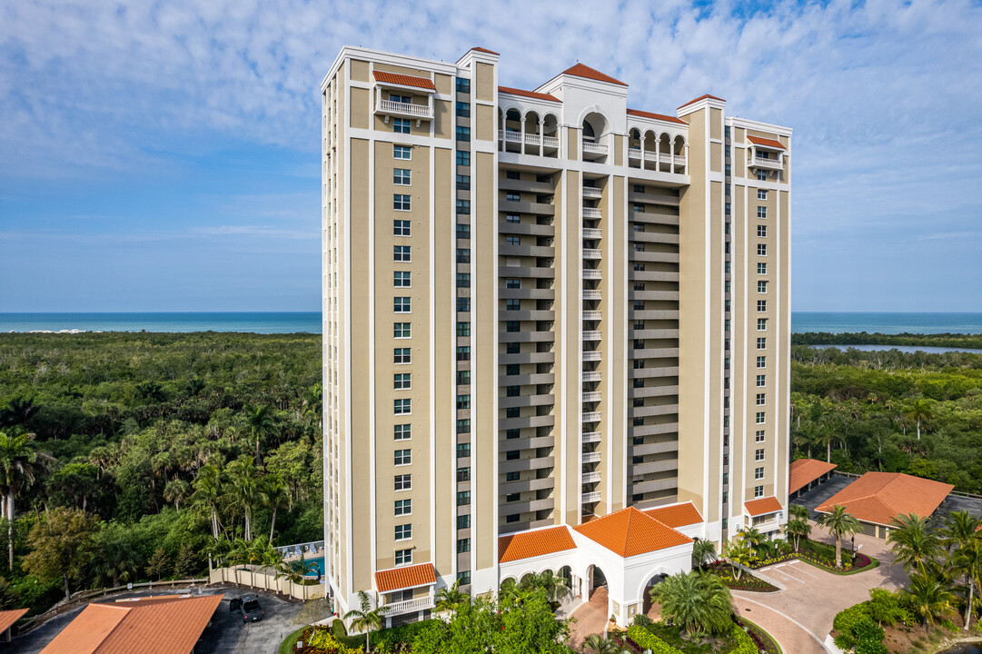 St. Marissa Condominium in Naples, FL - Building Photo