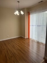 5602 Tinder, Unit 4 in Rolling Meadows, IL - Building Photo - Building Photo