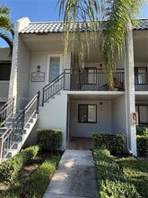 16541 Blatt Blvd in Weston, FL - Building Photo - Building Photo