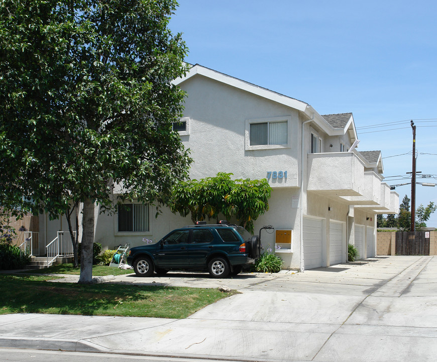 7831 Glencoe Ave in Huntington Beach, CA - Building Photo