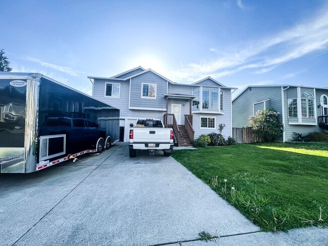 property at 17332 74th Dr NE
