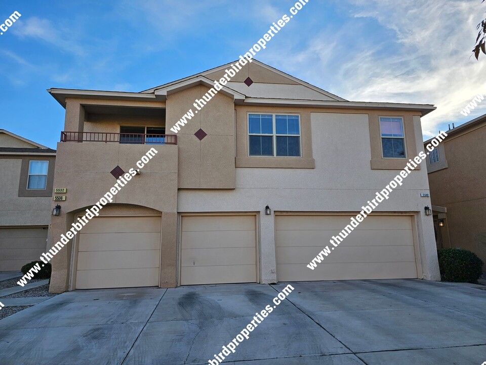 5532 Valle Alegre Pl NW in Albuquerque, NM - Foto de edificio