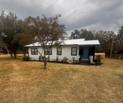 1410 Mahama Bluff Rd in Green Cove Springs, FL - Building Photo