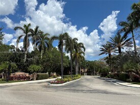 2757 Center Ct Dr in Weston, FL - Building Photo