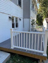 94 Baron De Hirsch Rd in Crompond, NY - Building Photo