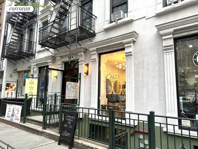 property at 324 W 47th St