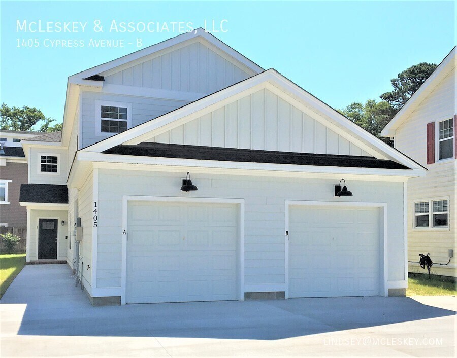 1405 Cypress Ave in Virginia Beach, VA - Building Photo