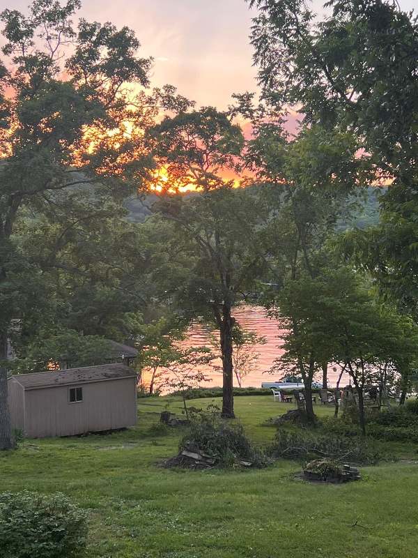 property at 1546 Hideaway Rd