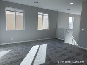 9936 Topaz Peak Ct in Las Vegas, NV - Building Photo - Building Photo