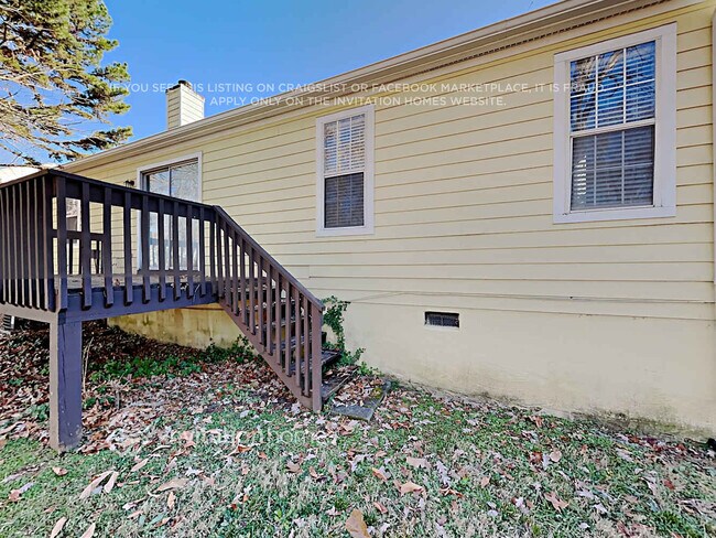 6015 Running Deer Rd, Unit 204 in Charlotte, NC - Building Photo - Building Photo