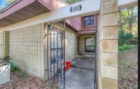 4307 SW 70th Terrace